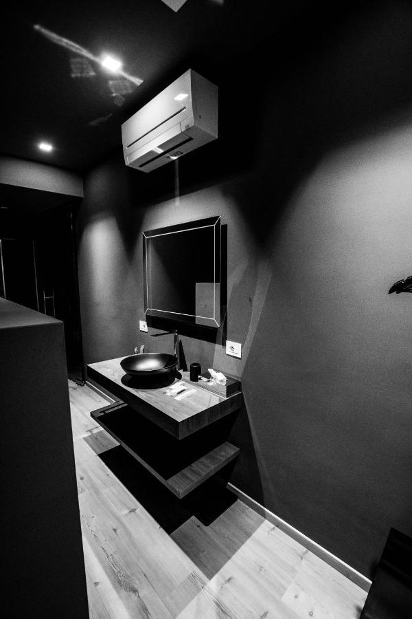 Divino Rooms Deluxe Sabbio Chiese Esterno foto